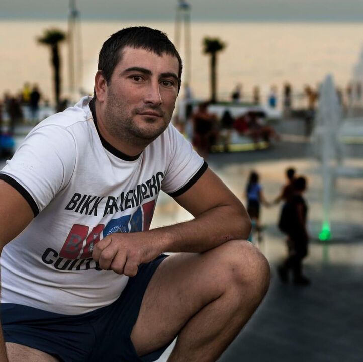 Real Erfahrung an Iwwerpréiwung vun der Benotzung vun Hondroten gel vum Michael aus Berlin